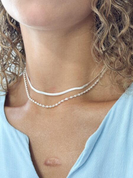 Chokers banhadas a prata (cada)