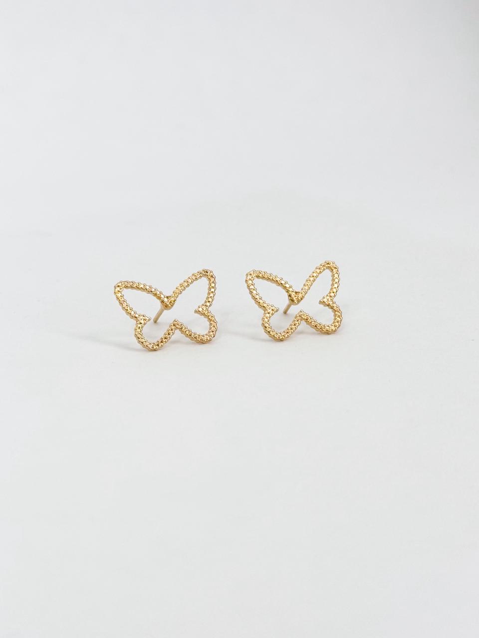 Brinco borboleta detalhada vazada