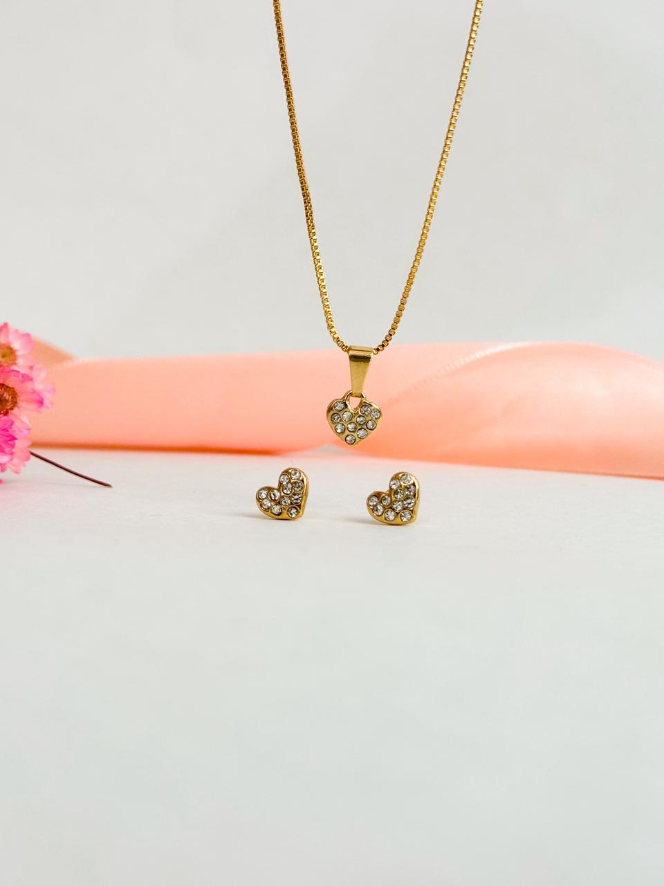 Conjunto infantil coração