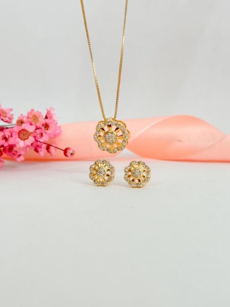 Conjunto Flor Radiante