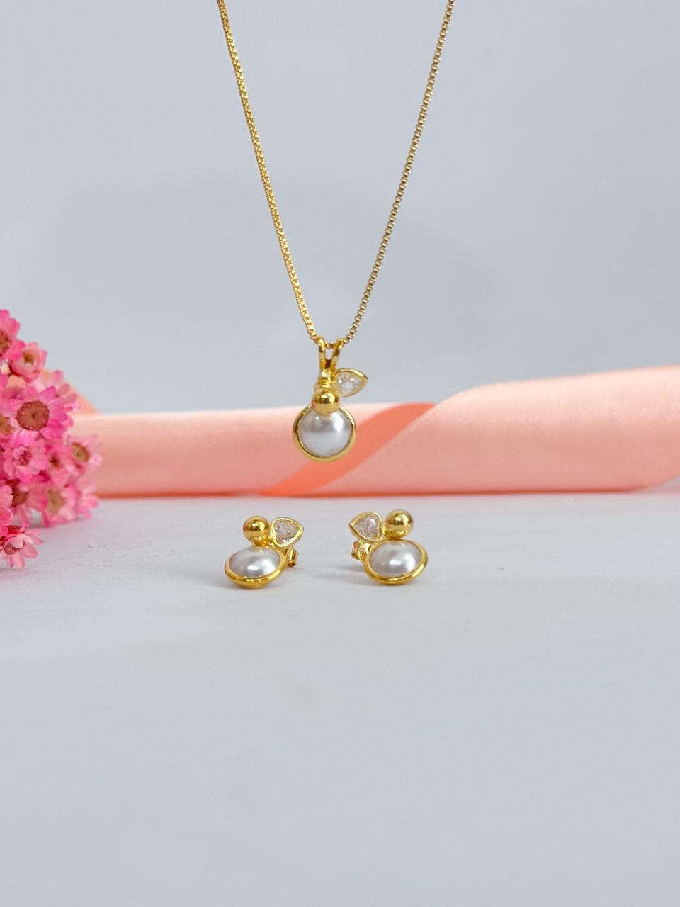 Conjunto Pérola Delicate Chic