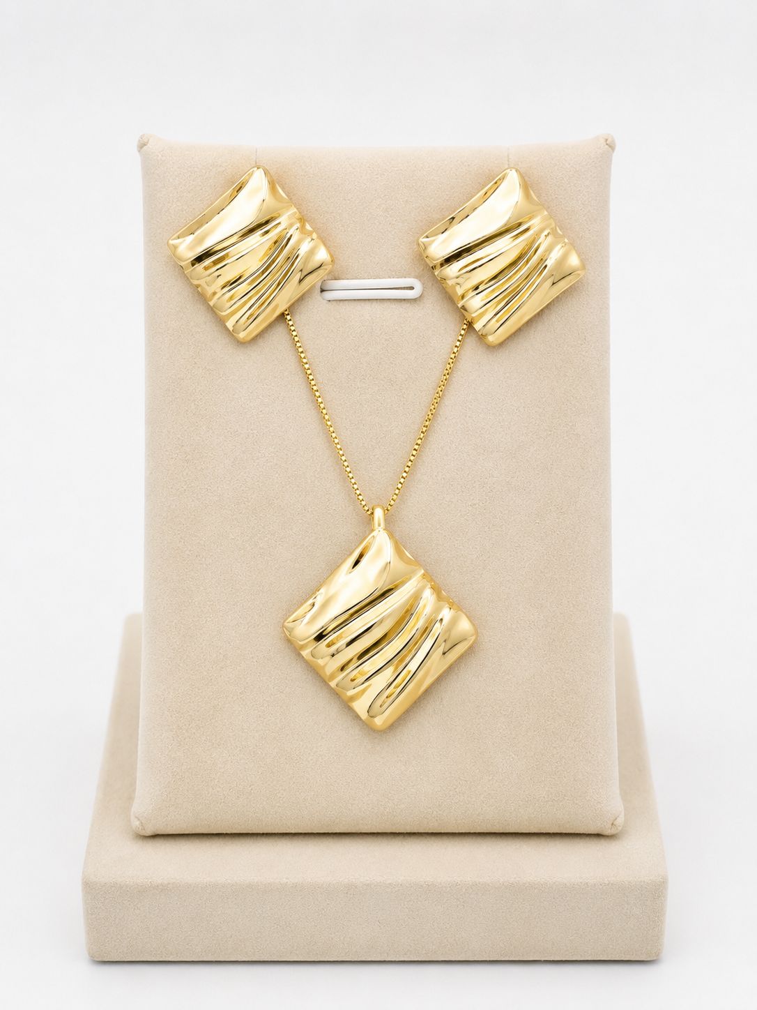 Conjunto losango martelado