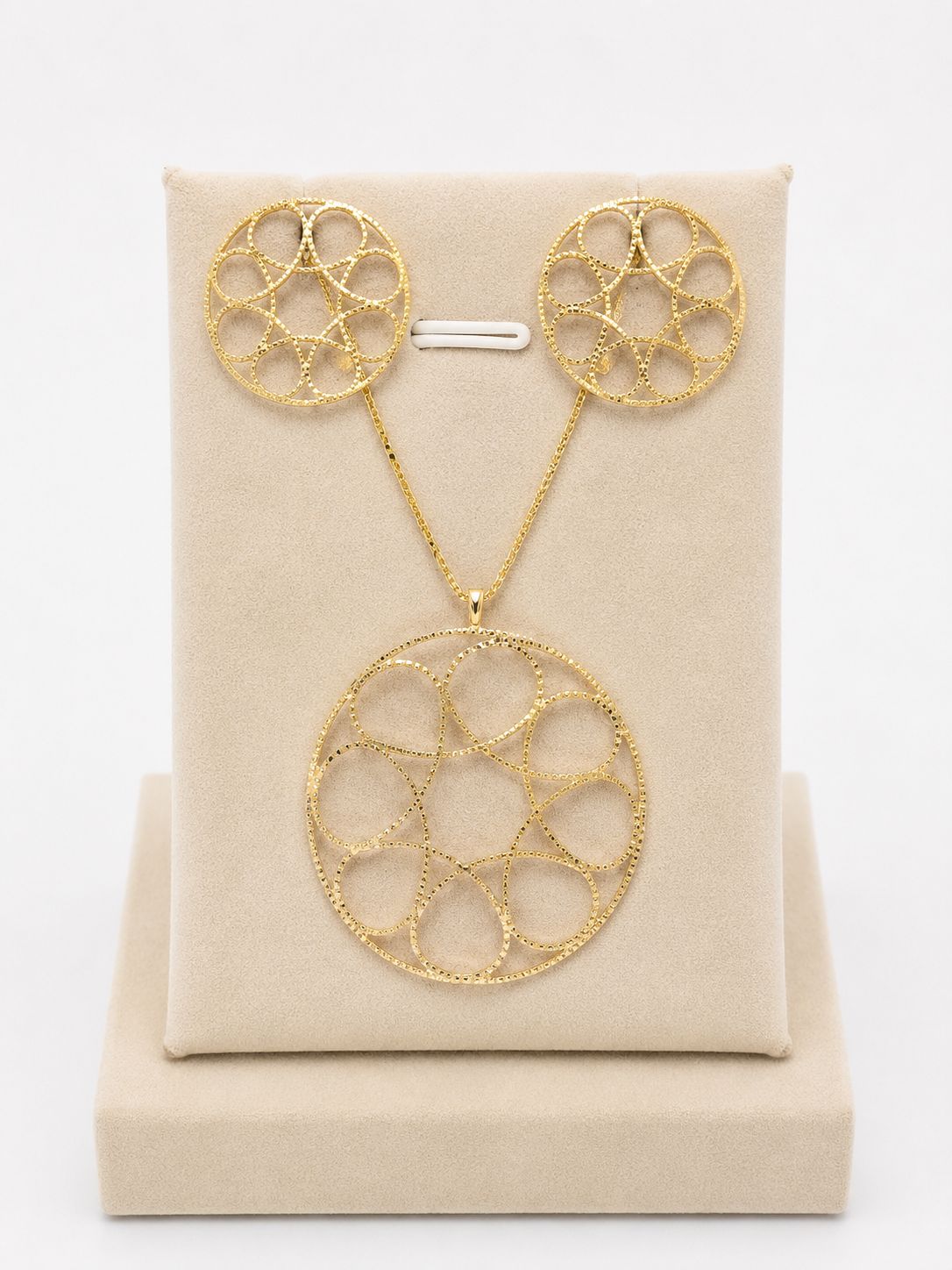 Conjunto renda de ouro