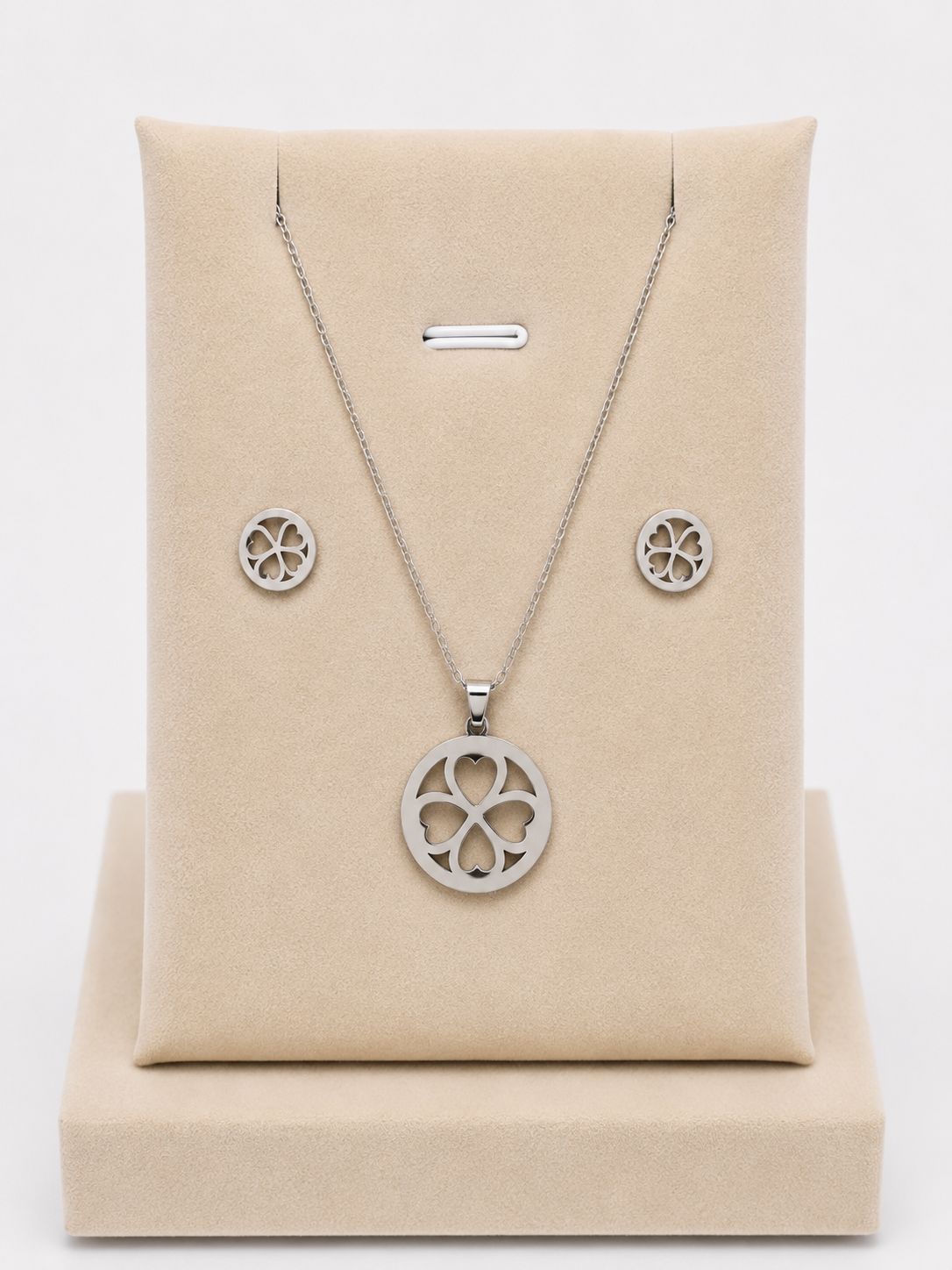 Conjunto trevo aço