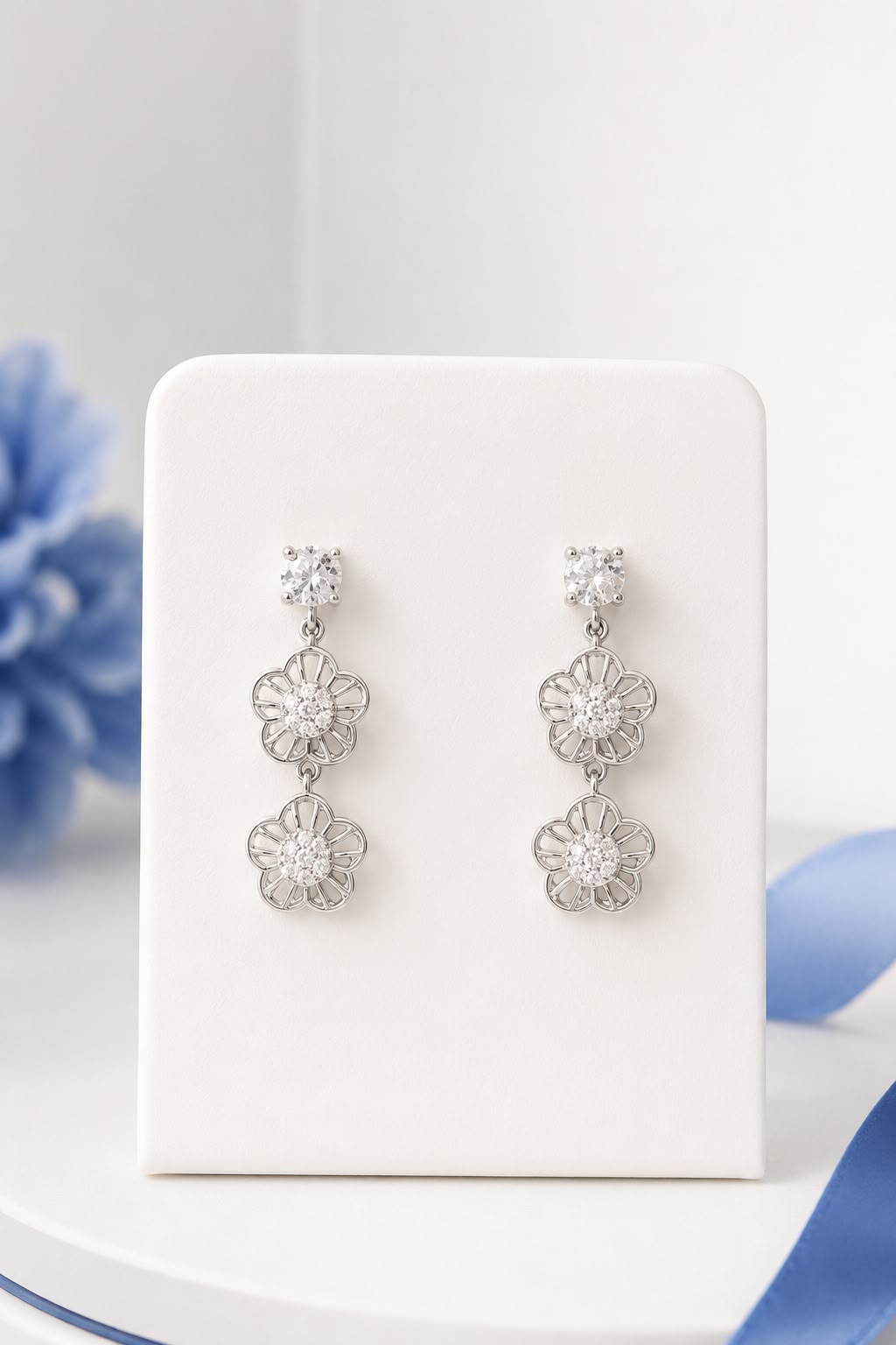 Brinco Flores de Cristal Banhado a Prata