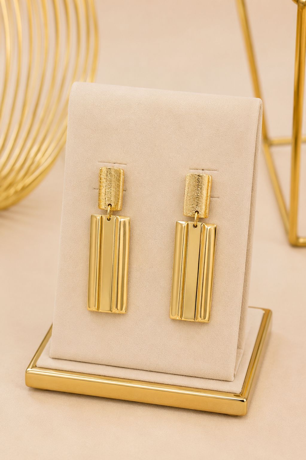 Brinco Retângulo Dourado